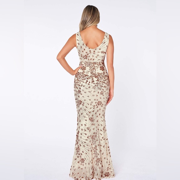Kalinnu Champagne Sequins Mermaid Evening Gown dress Size Medium New with tags - Picture 2 of 14